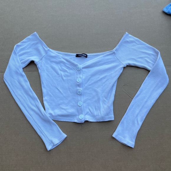 White fashion nova crop top - Picture 1 of 2